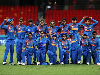 India loses chance to lift women World T-20